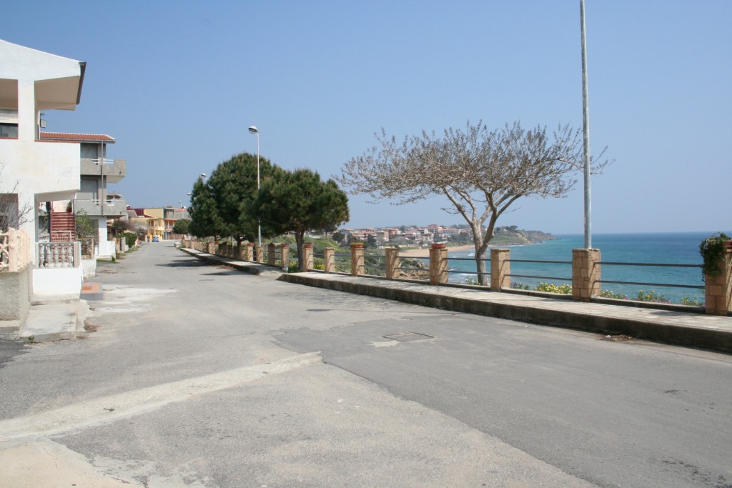 Isola Capo Rizzuto (Crotone)